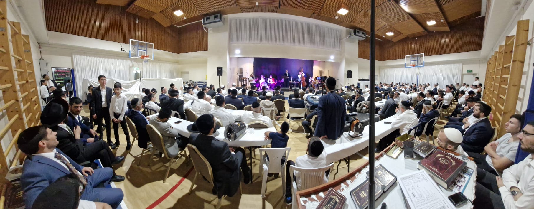התזמורת והמקהלה של תרבות לנשמה באולם קונצרטים